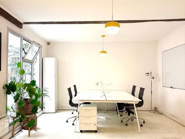 Bureaux à louer - 1 à 10 postes de travail