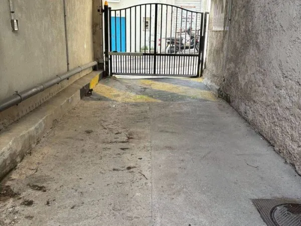 Parking 10 m²