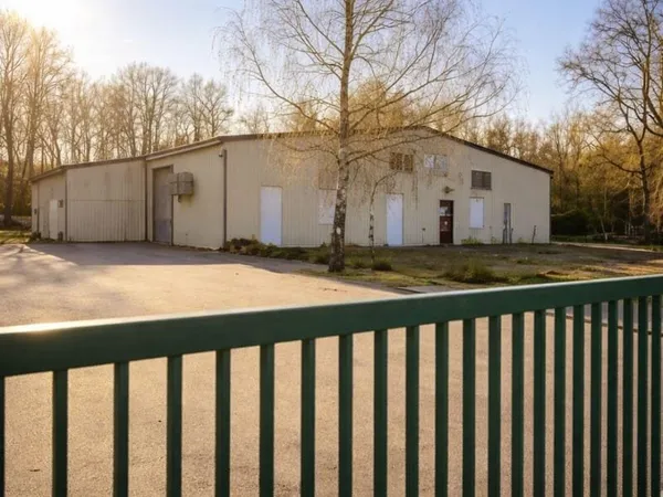 Immeuble commercial 1000 m²