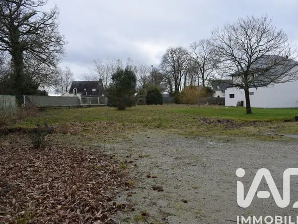 Terrain 647 m²