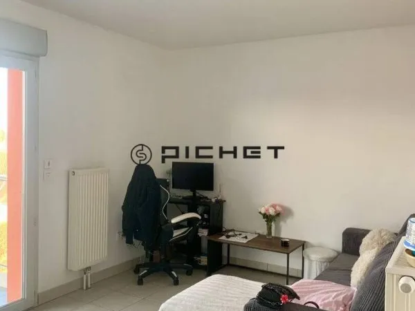 Studio 1 pièce 25 m²