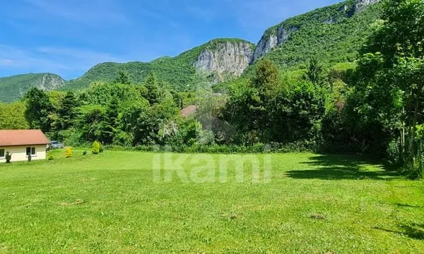 TERRAIN A BATIR - SAINT PIERRE DE CHERENNES 38160