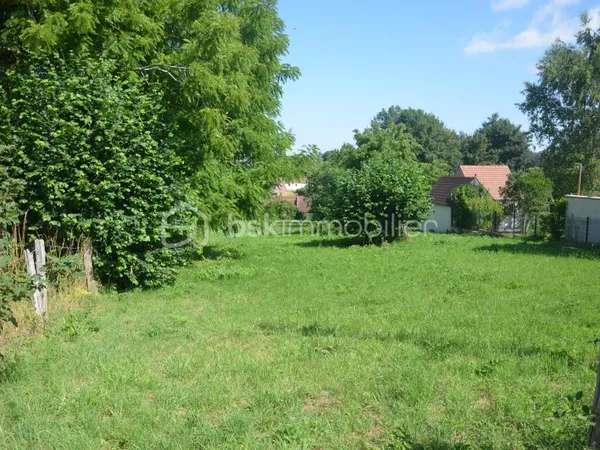 Terrain 2300 m²
