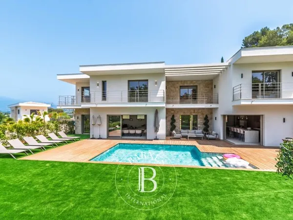 Villa contemporaine - 6 chambres - Au calme - Mougins