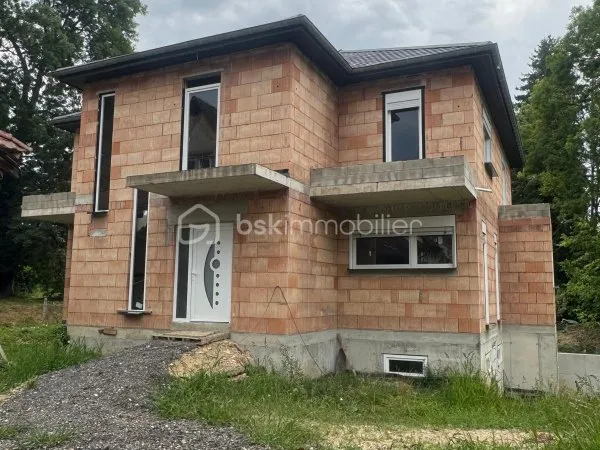 Maison 12 pièces 382 m²