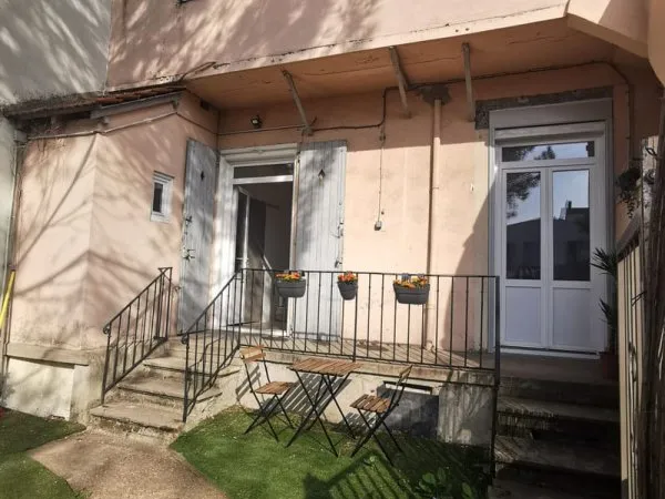 TRES BEAU T2 MEUBLE ST JUST