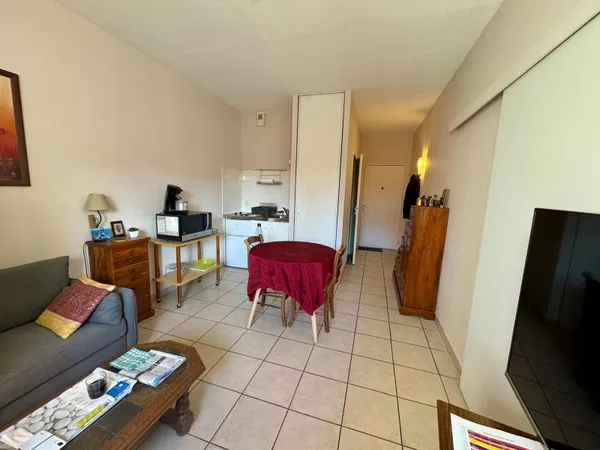 PAREMPUYRE En EXCLUSIVITÉ! SPÉCIAL INVESTISSEURS - STUDIO DA
