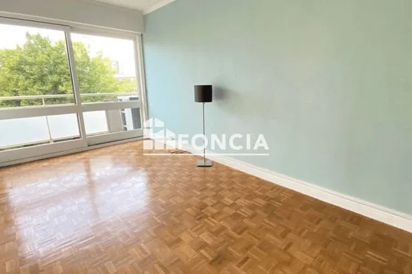 Appartement 4 pièces 72 m²