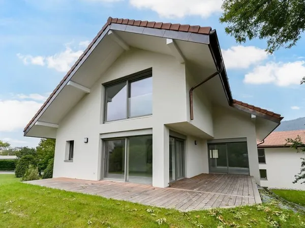 Annecy - Villa 6 pièces 235 m² et rez-de-jardin115 m²