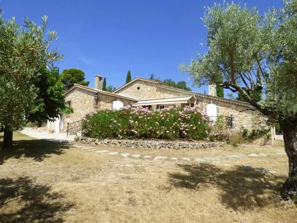 Maison 4 pièces 190 m²
