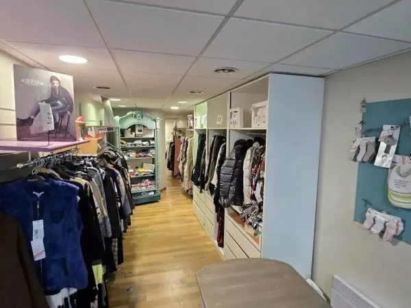 Local commercial 69 m² - Plein centre-ville de Bagnères-de-Bigorre