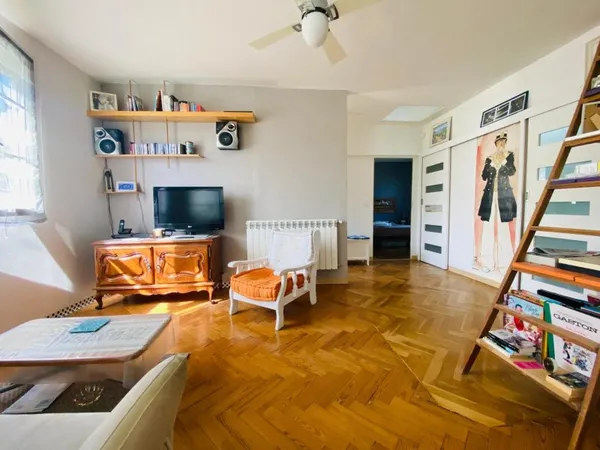 CENON - Maison rénovée 122 m² - Parcelle 813 m² - 4 chambres - Jardin, potager - Dépendance - Cave -