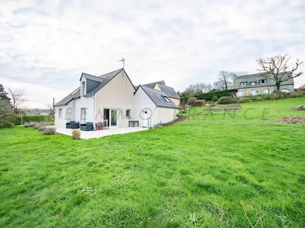 A VENDRE - CROZON - TRES BELLE MAISON DE 90 M2 - 3 CHAMBRES