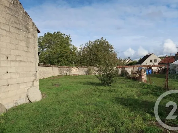 Terrain 385 m²