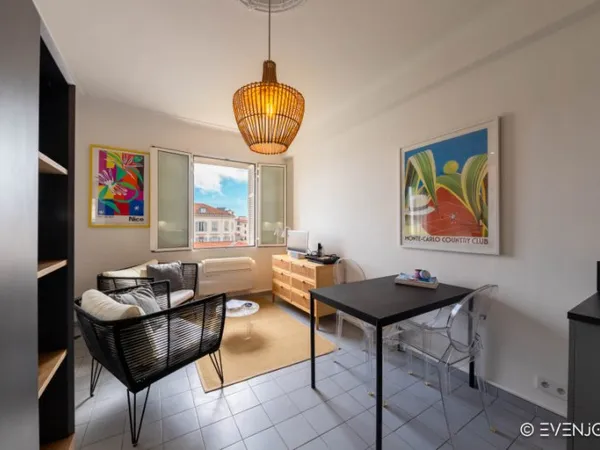 Studio 1 pièce 29 m²