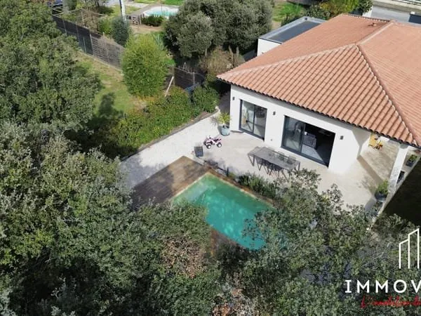 Villa contemporaine T5 de 120m² sur 887m² de parcelle