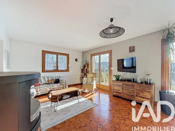 Maison 6 pièces 140 m²