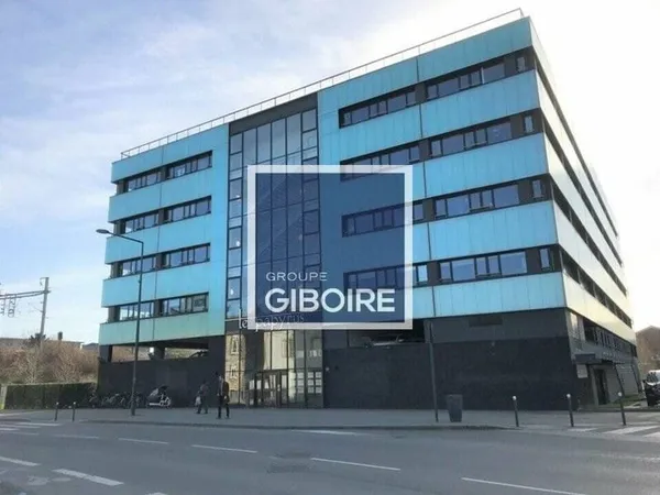 Bureaux 210 m²