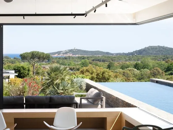 Maison 6 pièces 249 m²