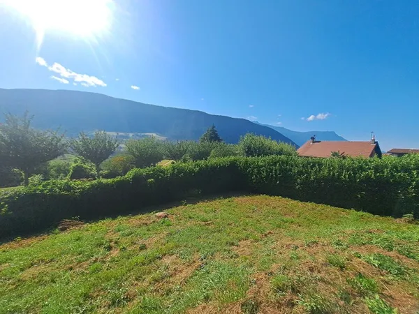 Terrain 500 m²
