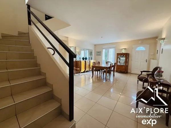 Maison contemporaine 6 pièces - 156 m² habitables - Terrai