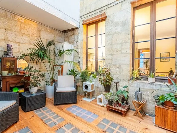 Maison 7 pièces 260 m²