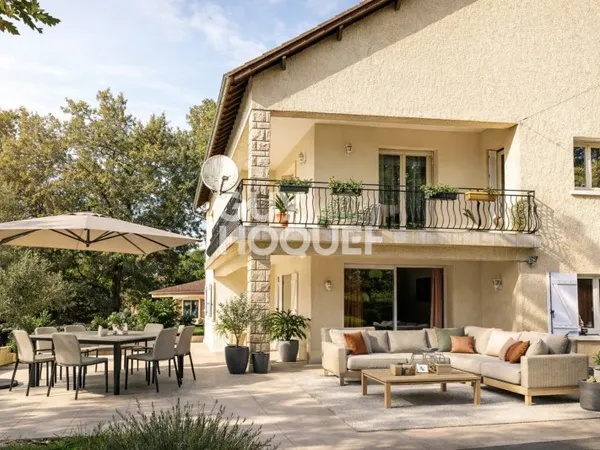 Villefranche-de-Rouergue - Maison familiale 168 m², quartier prisé, terrain 2 580 m²