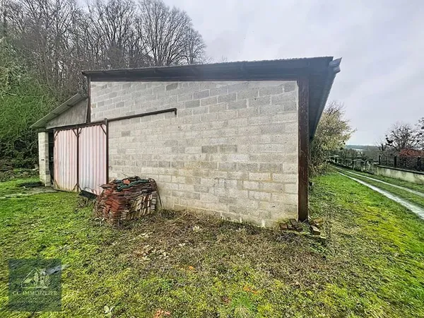 Hangar 1 pièce 220 m2