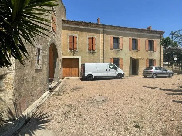 Maison vigneronne+grande remise