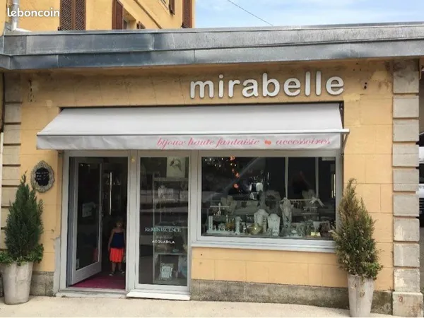Jolie Boutique de Bijoux Haute Fantaisie - Centre Ville