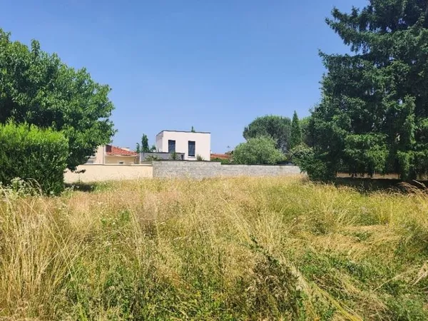 Terrain 490 m²