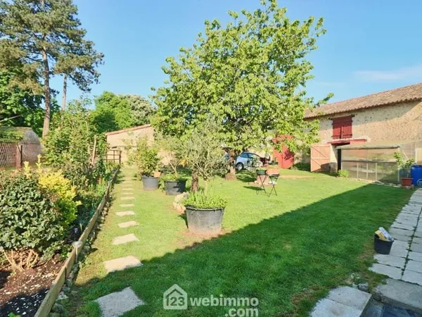 Corps de ferme - 156m² - Valence-en-Poitou