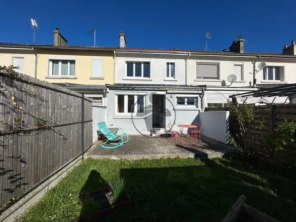 Saint-Quentin - Maison avec jardin et accès direct canal - 2 chambres - DPE D