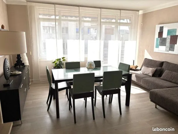 Grand T2 lumineux 54 m² avec balcon - Gare d'Annemasse