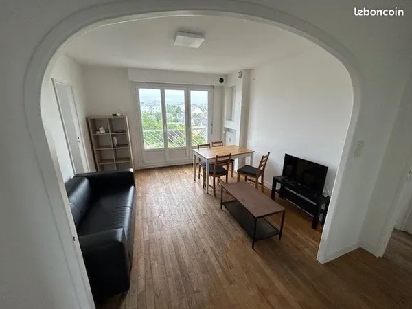 Appartement 65 m3 meublé métro clémenceau