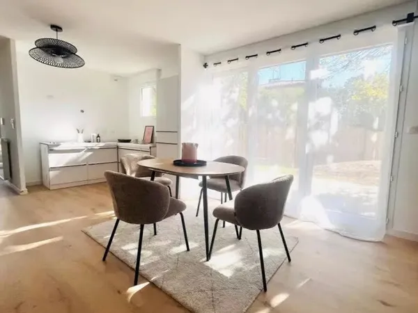 Appartement 5 pièces 93 m²