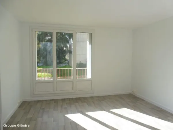 A LOUER - AGENCE GIBOIRE- APPARTEMENT T3 - RENNES/Villejean