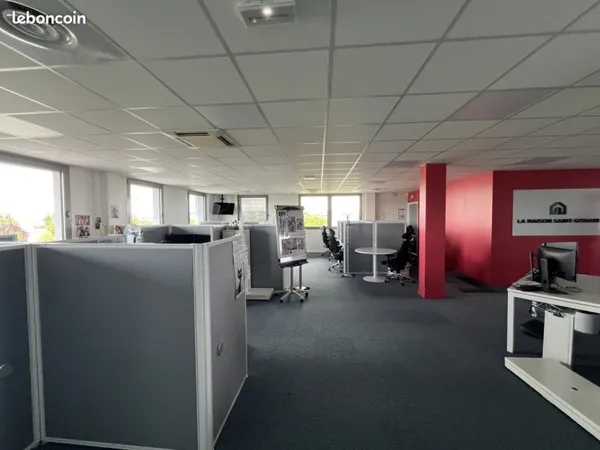 Bureaux 320 m² Reims