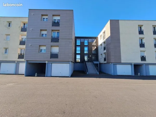 Studio 1 pièce 43 m²