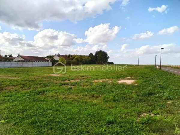 Terrain constructible 566 m²