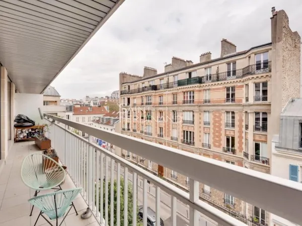 Vends T4 - 77.01m² - Paris 15ème