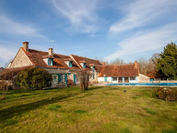 Maison 8 pièces 280 m²
