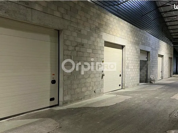 Local d'activité 63 m²