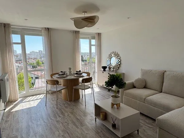 T2 meublé rénové avec balcon - 47 m² Reims - Avenue jean jaures