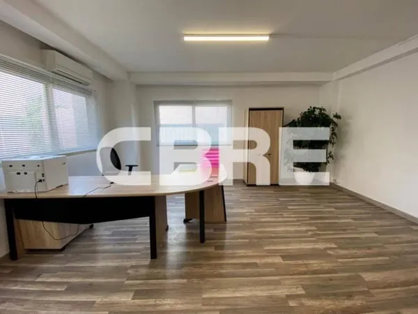 Bureaux 240 m²