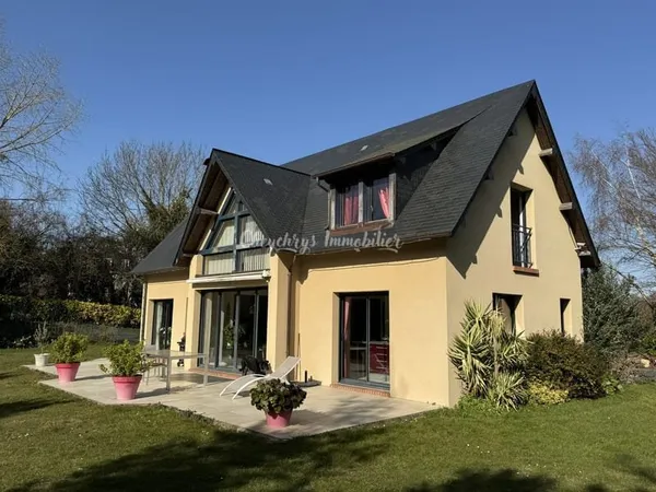Proche plage, Maison contemporaine de 2008
