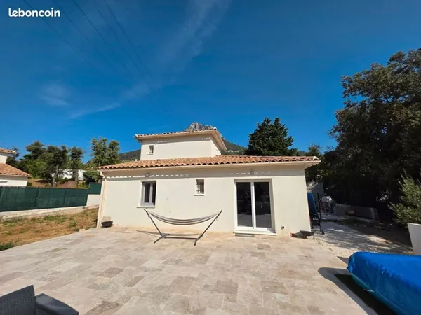 Villa 4 pièces 70 m²
