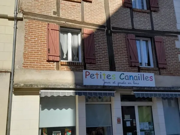 Immeuble 3 pièces 142 m²