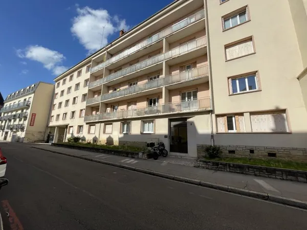 Appartement 4 pièces 82 m²