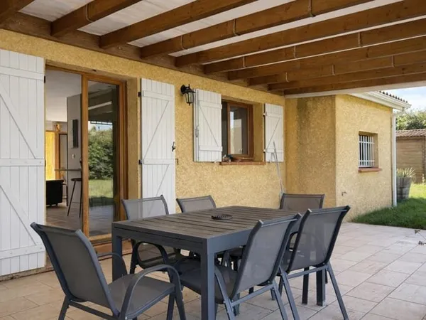 À vendre maison 110 m2 - 4 Chambres - Piscine - St Nauphary 82370